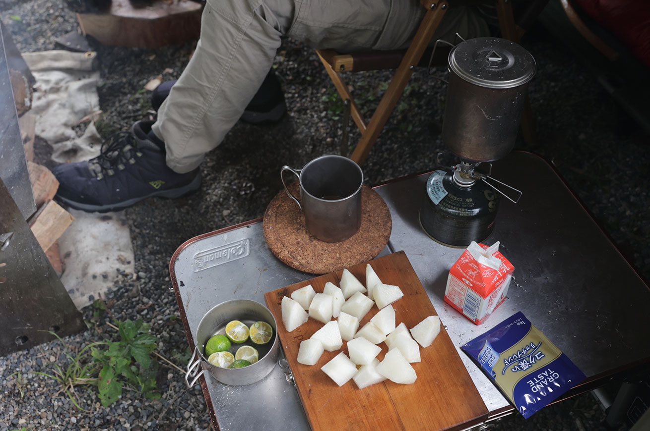 So when you visit, don’t miss the chance to savor Japan’s seasonal pears — nature’s own quiet luxury.